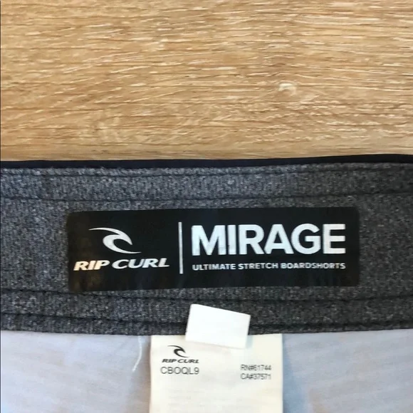 NWOT RipCurl Mirage swim trunks sz 34 - Picture 2 of 5